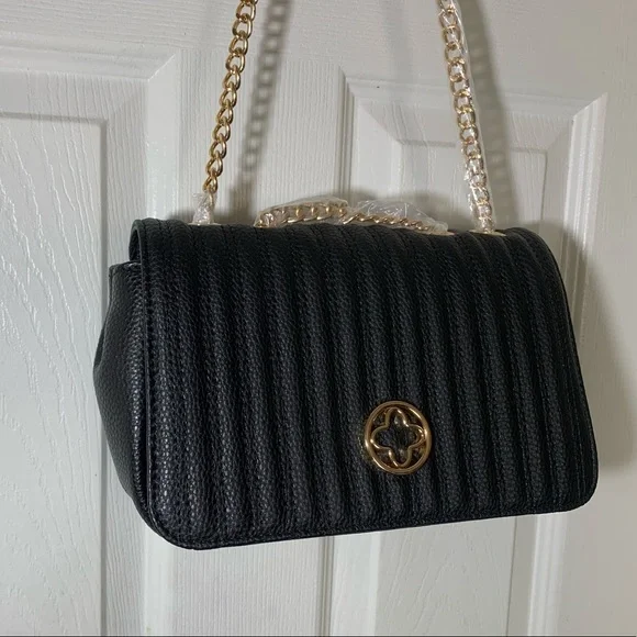 NWT. Elegant Crossbody Bag - Picture 5 of 10